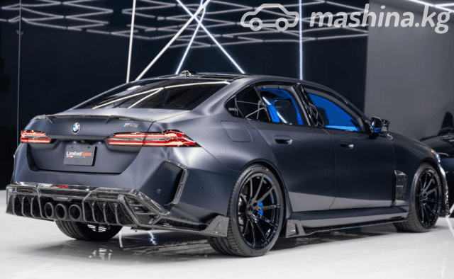 BMW M5 VII (G90) 4.4hyb AT 4WD