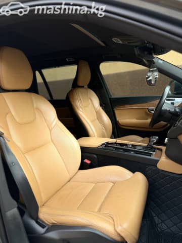 Volvo XC90 II Рестайлинг B5 2.0d AT 4WD