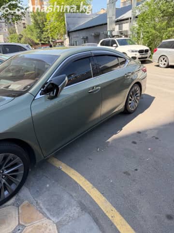 Lexus ES VII 300h 2.5hyb CVT