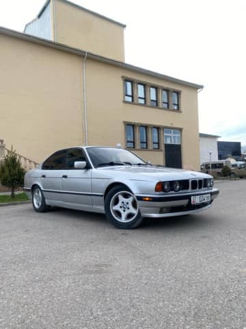 BMW 5 серии III (E34) 520i 2.0 MT