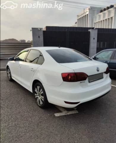 Volkswagen Jetta VI 1.6 AT