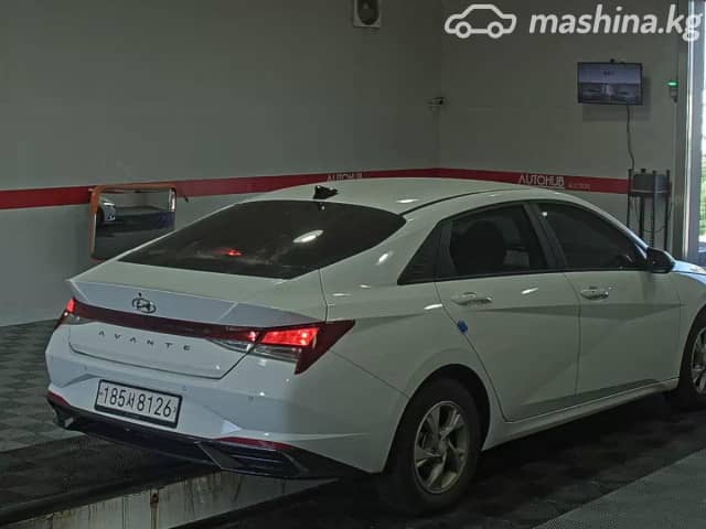 Hyundai Avante VII 1.6 AT
