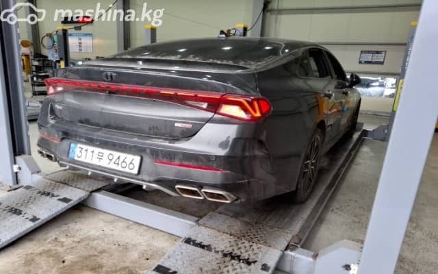Kia K5 III 2.0 AT