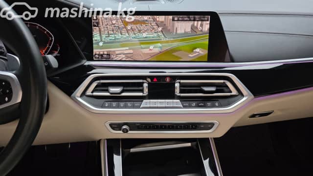 BMW X5 IV (G05/G18) 40i 3.0 AT 4WD
