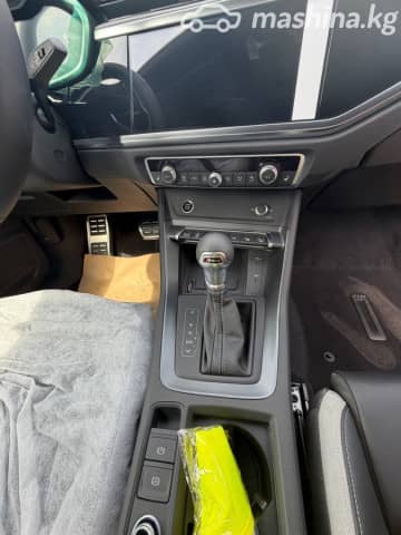 Audi Q3 II (F3) 40 TFSI 2.0 AT 4WD