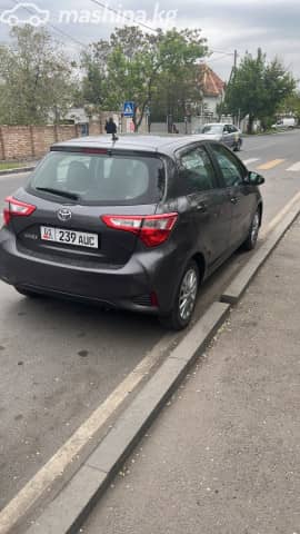 Toyota Yaris III Рестайлинг 1.5 AT