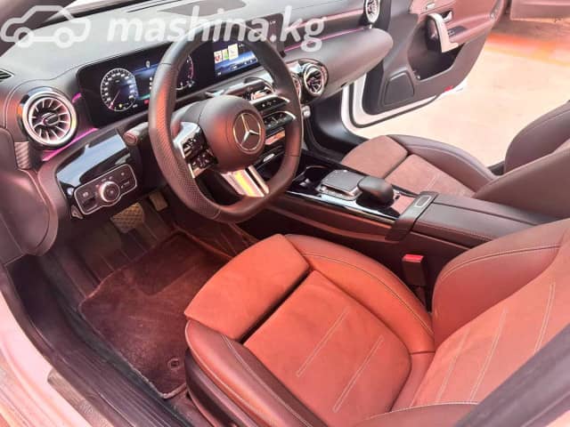 Mercedes-Benz A-Класс IV (W177) Рестайлинг 200 1.3 AMT