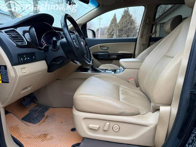 Kia Carnival III 2.2d AT