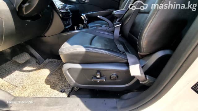 SsangYong Tivoli I Рестайлинг 1.5 AT