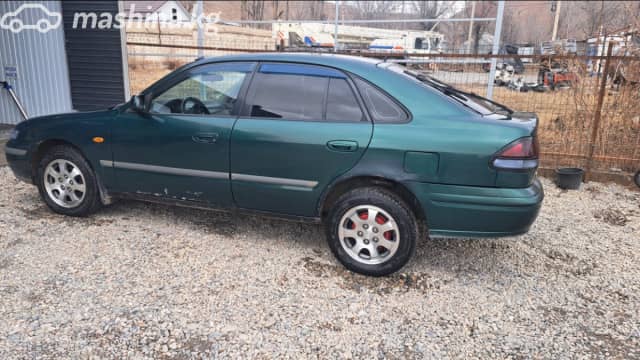 Mazda 626 V (GF) 1.8 MT