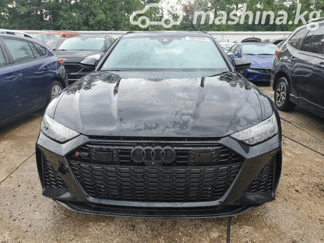 Audi RS 6 IV (C8) 4.0 AT 4WD