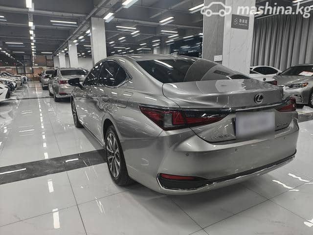 Lexus ES VII Рестайлинг 200 2.0 CVT