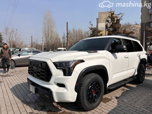 Toyota Sequoia III 3.5hyb AT 4WD