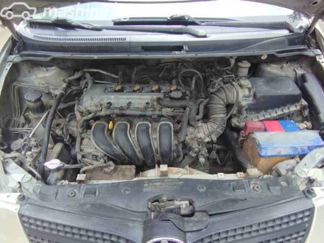 Toyota Corolla Verso I 1.8 MT