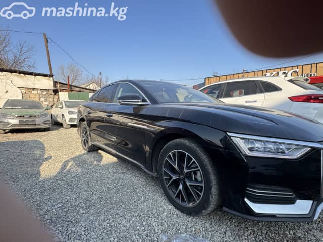 BYD E9 Electro AT