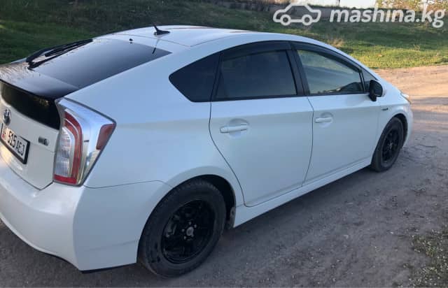 Toyota Prius III Рестайлинг (XW30) 1.8hyb AT