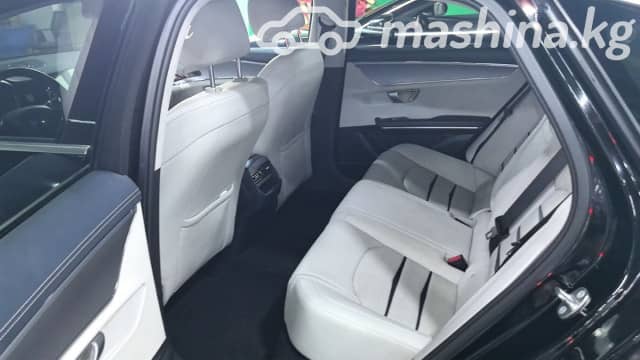 BYD E9 Electro AT