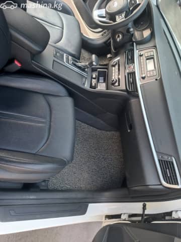Kia K5 II 2.0 AT