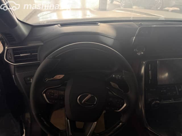 Lexus LX IV 700h 3.5hyb AT 4WD