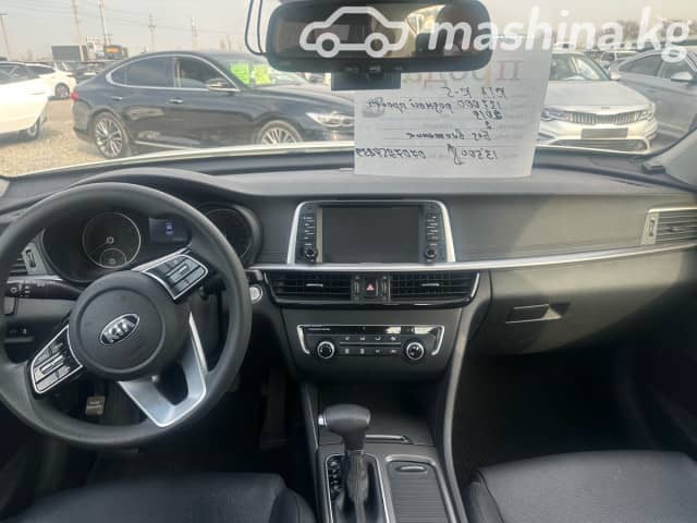 Kia K5 II 2.0 AT
