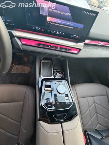 BMW 5 серии VIII (G60/G61/G68) 530i xDrive 2.0 AT 4WD