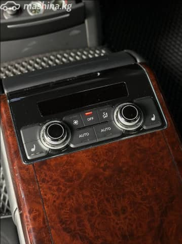 Audi A8 III (D4)