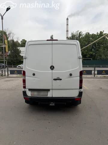 Mercedes-Benz Бортовой (4х2)