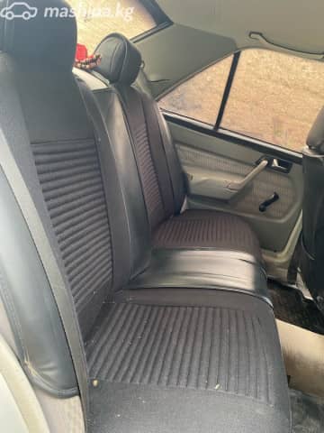 Mercedes-Benz W124 320 3.2 MT 4WD