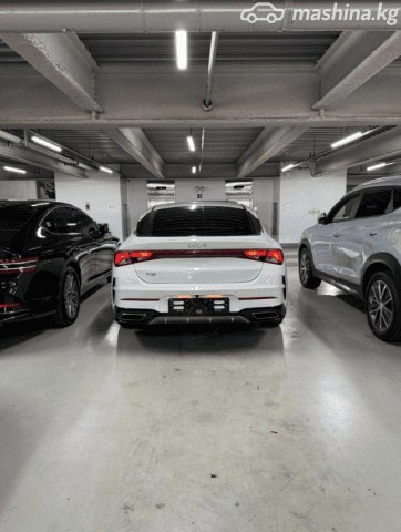 Kia K5 III LPi 2.0 AT