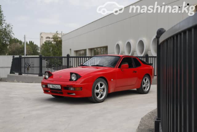 Porsche 944 2.5 AT