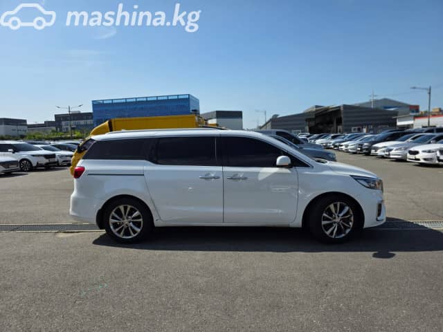 Kia Carnival III 2.2d AT