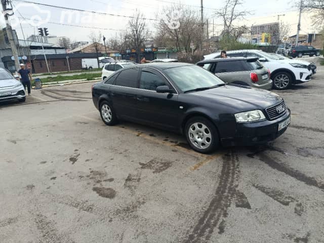 Audi A6 II (C5) Рестайлинг 1.8 MT