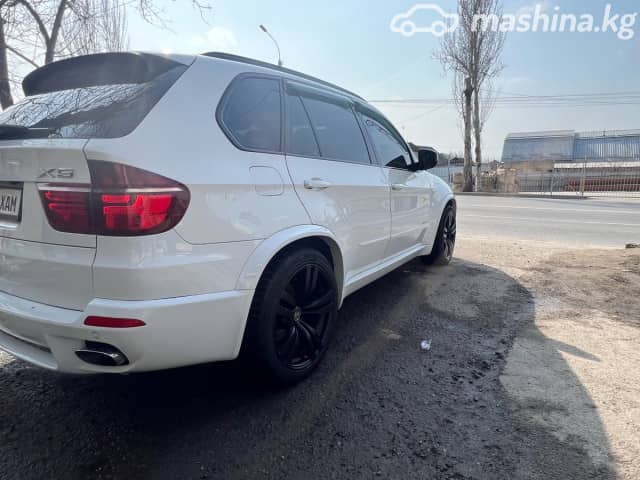 BMW X5 II (E70) Рестайлинг 50i 4.4 AT 4WD
