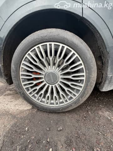 Lynk & Co 900 2.0hyb AT 4WD