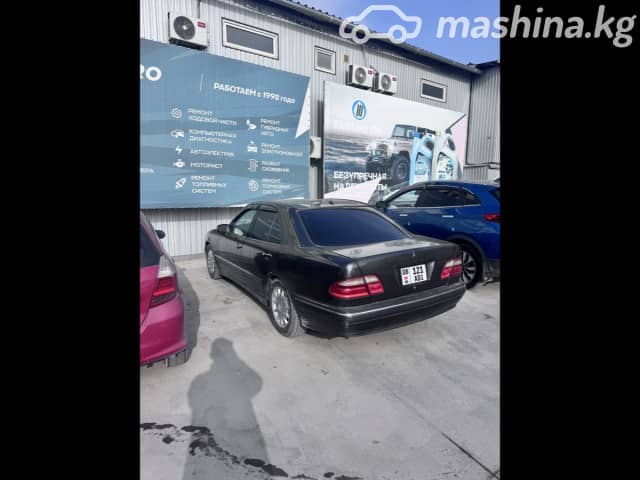 Mercedes-Benz E-Класс II (W210, S210) Рестайлинг 320 3.2 AT