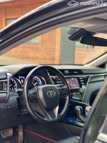 Toyota Camry VIII (XV70) 2.5 AT