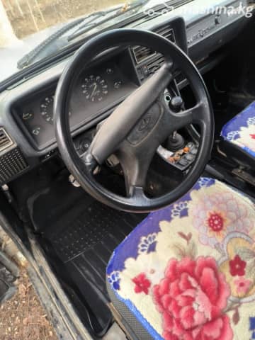 ВАЗ (Lada) 2104 21041i 1.6 MT