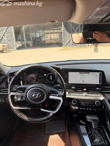 Hyundai Avante VII 1.6hyb AMT
