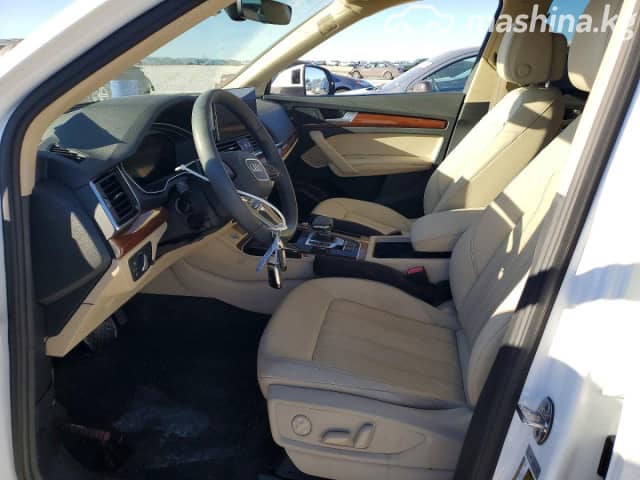 Audi Q5 II (FY) Рестайлинг 45 TFSI 2.0 AMT 4WD