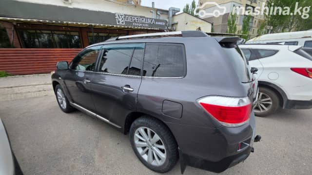 Toyota Highlander II (U40) Рестайлинг 3.5 AT 4WD