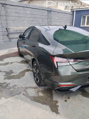 Hyundai Avante VII 1.6 CVT
