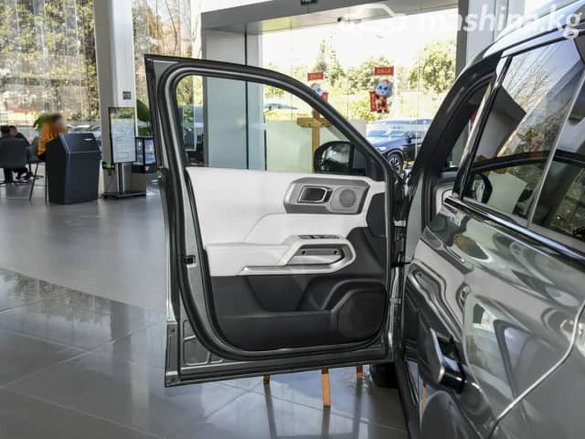 BYD FangChengBao Leopard 3 Electro AT