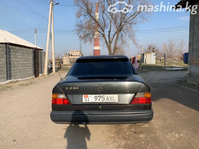 Mercedes-Benz W124 230 2.3 MT
