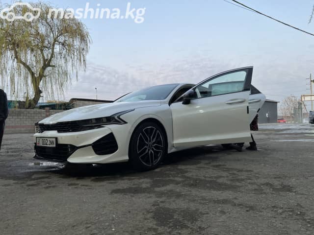 Kia K5 III 2.0 AT
