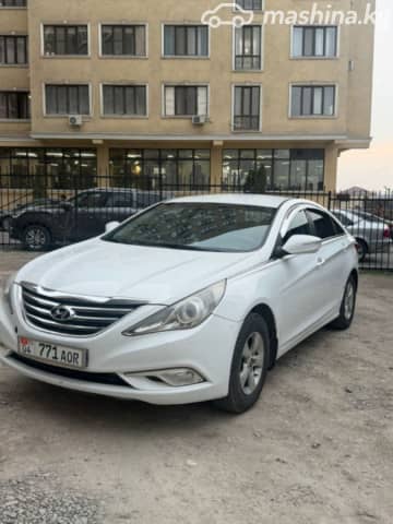 Hyundai Sonata VI (YF) 2.0 AT Газ