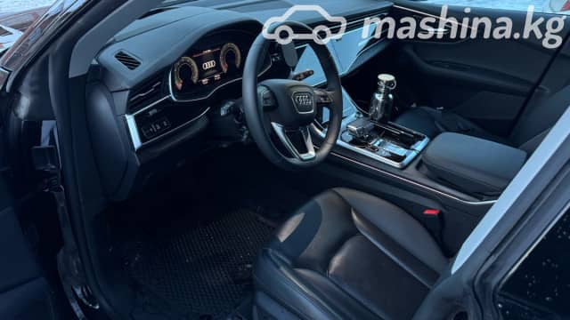 Audi Q8 I (4M) 55 TFSI 3.0 AT 4WD