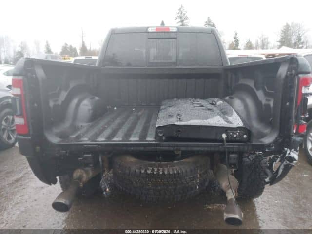 RAM 1500 V Quad Cab 5.7 AT 4WD