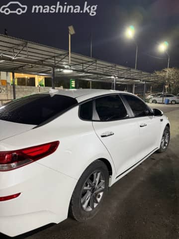 Kia K5 II 2.0 AT