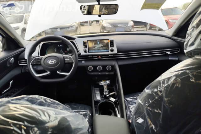Hyundai Elantra VII (CN7) Рестайлинг 1.5 CVT