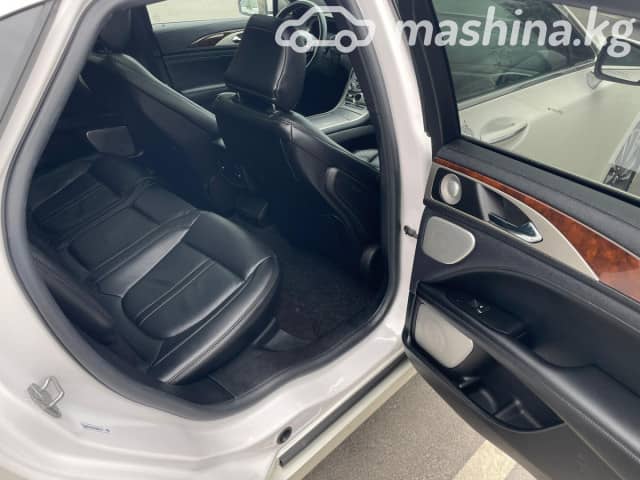 Lincoln MKZ II 2.0hyb CVT